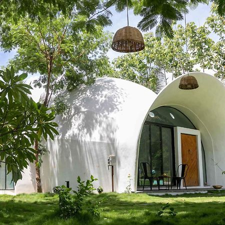 Stayvista At Shwaas Mysore With Private Pool Exterior photo